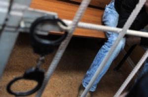 ГУВД: в Свердловской области рэкетиры жестоко пытали 29-летнего бизнесмена и его 56-летнюю мать