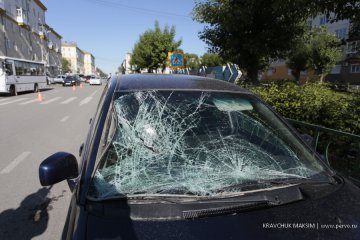 В Первоуральске на пешеходном переходе сбили мужчину В Первоуральске на пешеходном переходе сбили мужчину