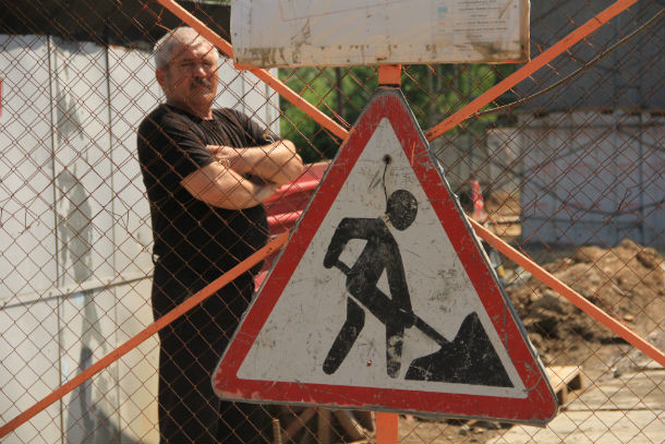 В Первоуральске строители детсада, сливающие бетон в лес на Динасе, пообещали убрать за собой