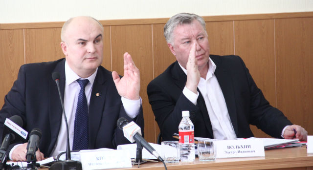 Депутаты отказались платить по долгам главы администрации Алексея Дронова