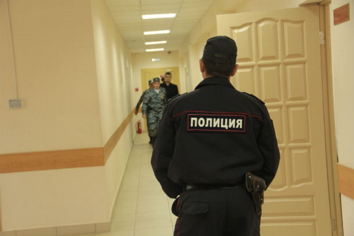 В Первоуральске судят рецидивиста за убийство лучшего друга В Первоуральске судят рецидивиста за убийство лучшего друга