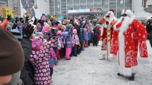 Первоуральский «Батл Дедов Морозов» открыл череду новогодних праздников в области