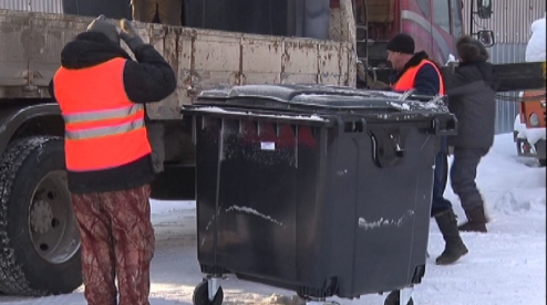 В Первоуральске установили новые мусорные евроконтейнера