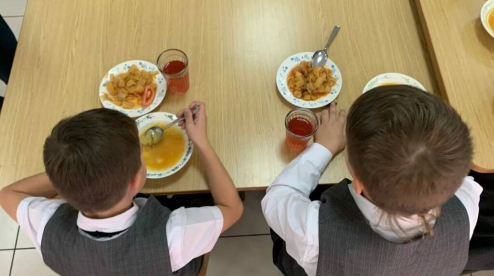 Не все гладко с питанием школьников в Первоуральске. Есть нарушения