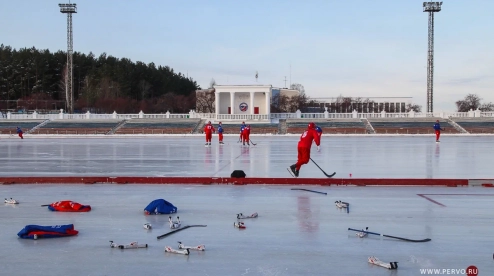 Хоккейной команды «Уральский трубник» больше нет?