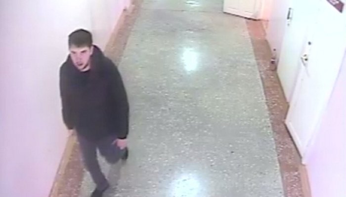 Полиция Первоуральска разыскивает мужчину педофила