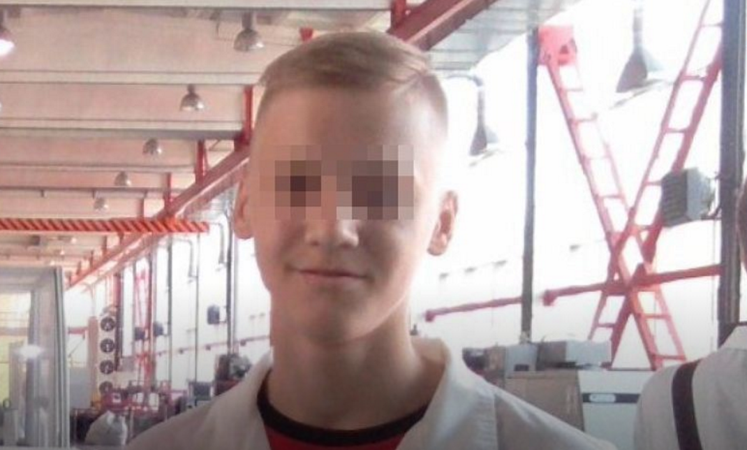 16-летний кикбоксер из Первоуральска погиб во время спарринга в лагере