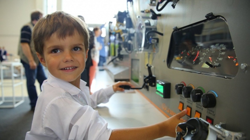 В четверг в Первоуральске откроется детский технопарк «Кванториум»