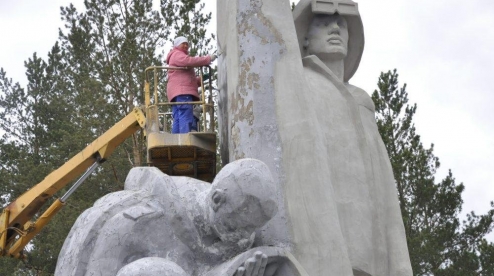 В Первоуральске памятники сделают устойчивыми к снегу и дождю