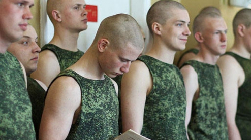 Достигшие 18-летия выпускники в армию не пойдут