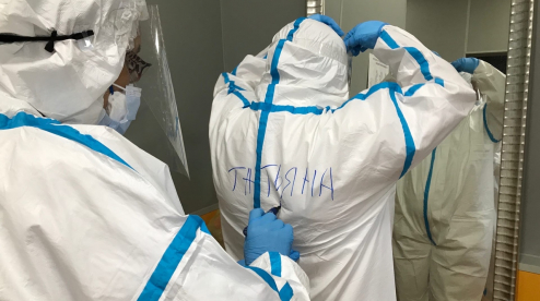 В Ревде больницу перепрофилируют под пневмонийный госпиталь. Что ждет Первоуральск?