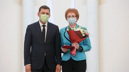 Первоуральскому пульмонологу Марине Приваловой вручили государственную награду