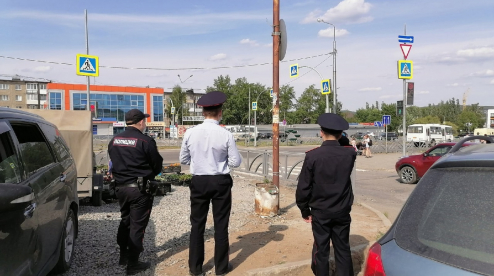 Полиция и ГИБДД Первоуральска ловили пешеходов нарушителей