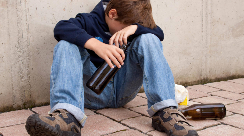 В Первоуральске в 2 раза выросло число пьющих подростков