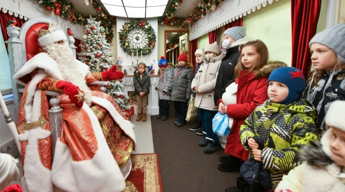 Поезд Деда Мороза проследует без остановки в Первоуральске