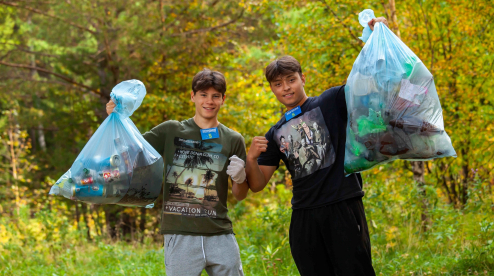 В Первоуральске «Чистые Игры» за полтора час собрали шесть тонн мусора