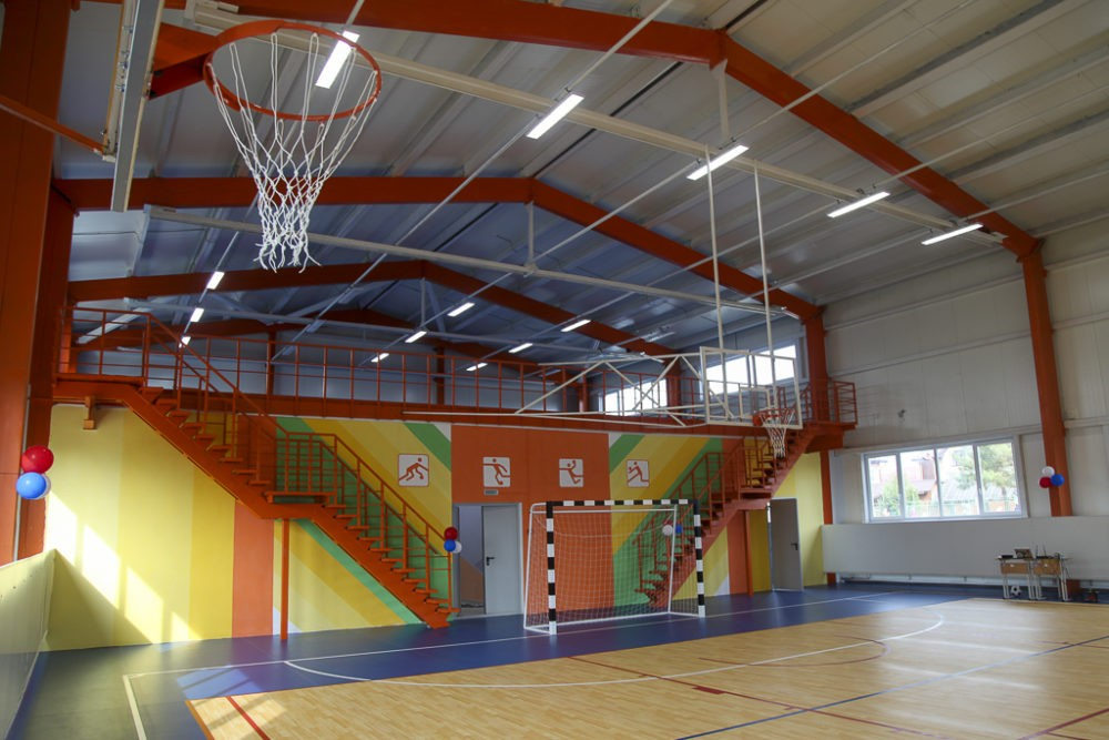 В Первоуральске в школе №11 после большой реконструкции открыли спортзал